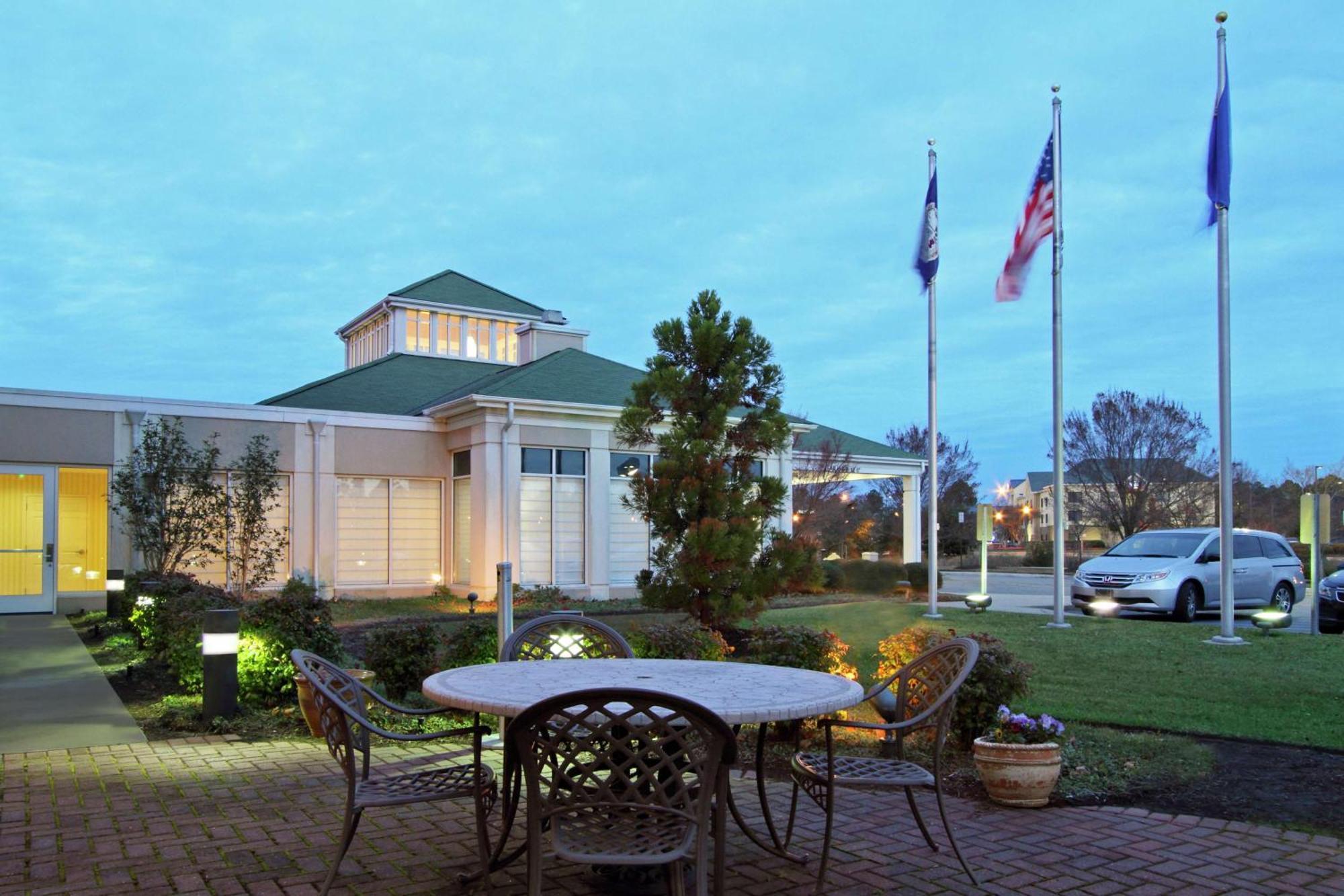 Homewood Suites By Hilton Chesapeake - Greenbrier Exterior foto